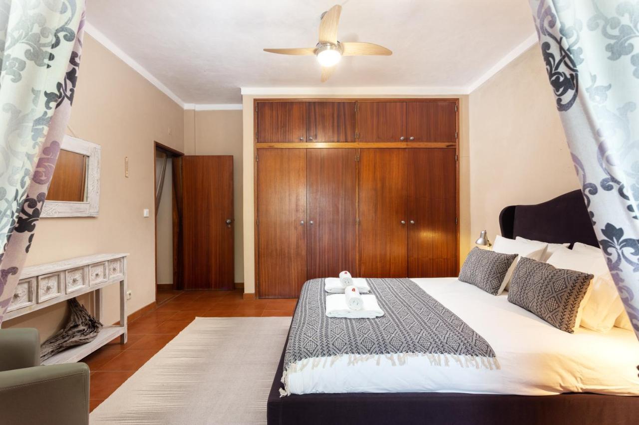 Privilege Casa Da Videira With Swimming Pool, Quelfes - Olhao Exterior photo